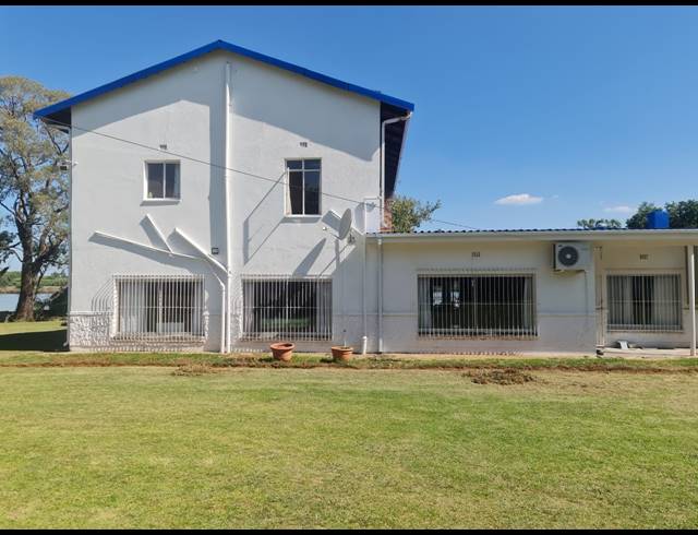 2HA FARM FOR SALE IN KAALPLAATS
